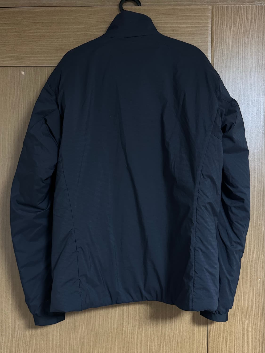 아크테릭스 아톰 AR 패딩 자켓 (블랙 Men’s M) -22시즌 구입 상품이미지2