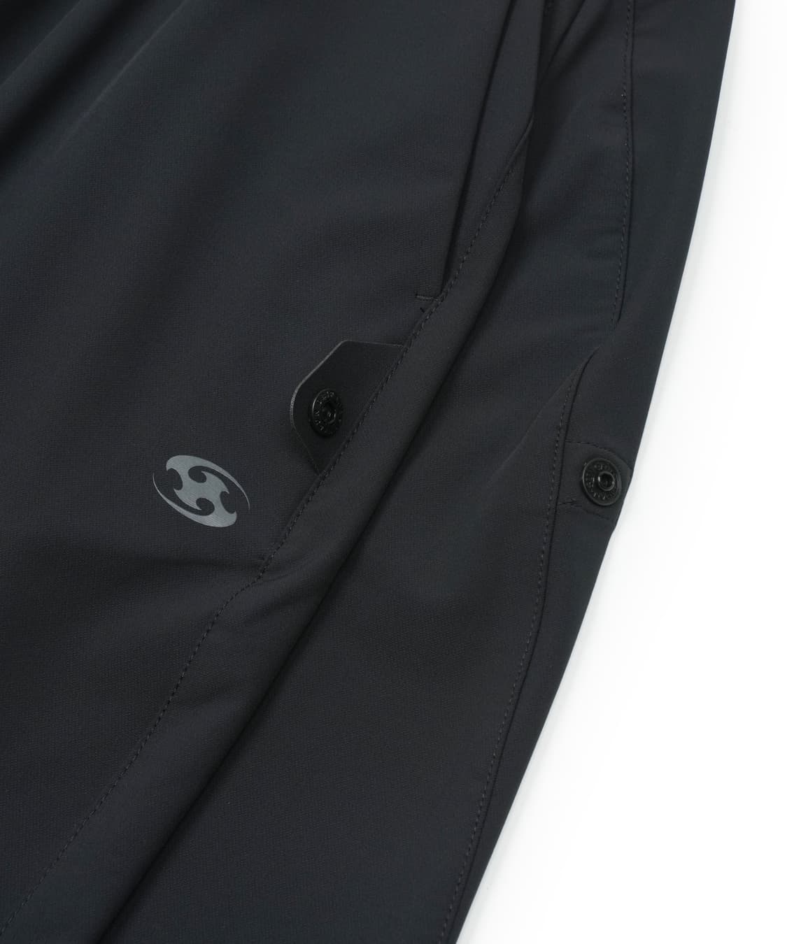 산산기어 사이드 스냅 팬츠 블랙 25FW 미개봉 새상품 상품이미지4