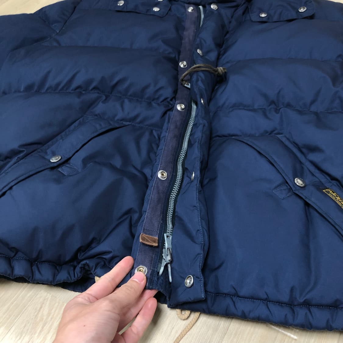 (XXL) 폴로 랄프로렌 POLO 덕다운 후드 디테쳐블 네이비 푸퍼 패딩 상품이미지4