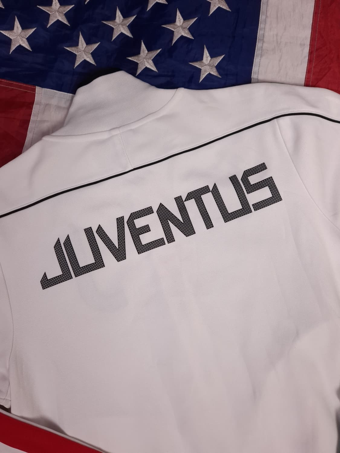 오리지날 나이키 화이트 유벤투스 트렉탑져지 상품이미지2