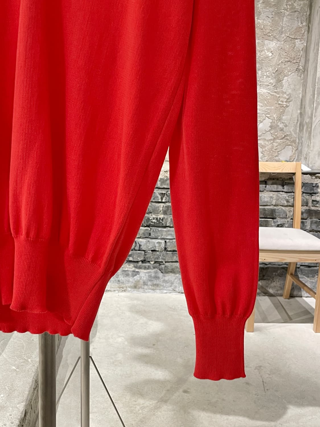 비비안 웨스트우드 맨 플라밍고 orb로고 V넥 니트 상품이미지5