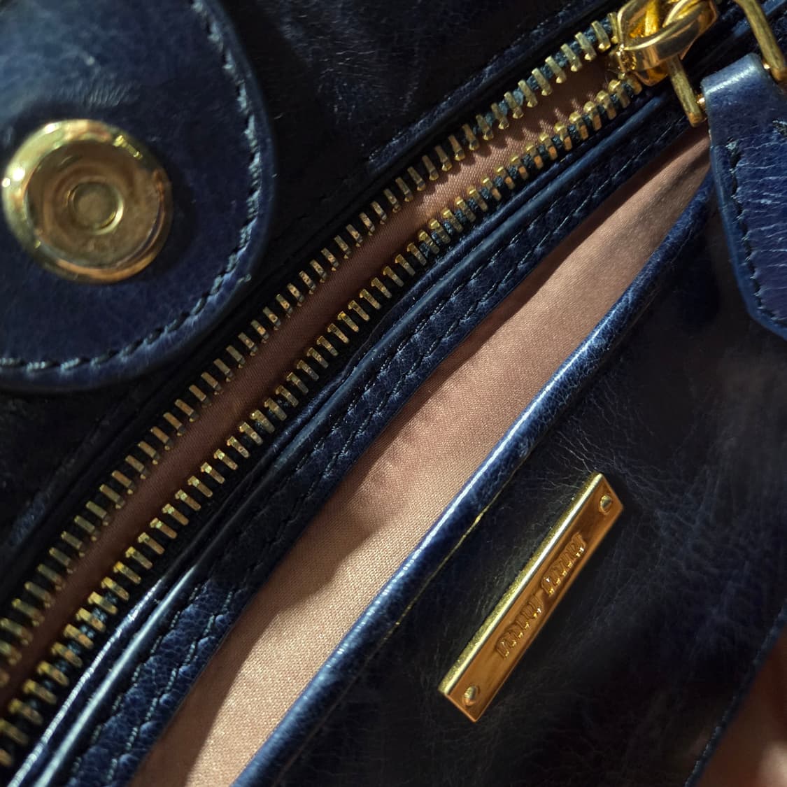 미우미우 마트라세 2way 상품이미지6