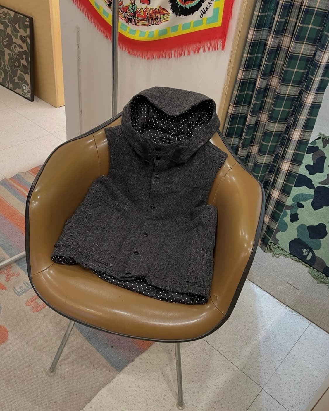 엔지니어드가먼츠 프리마로프트 베스트 (XS) 상품이미지1