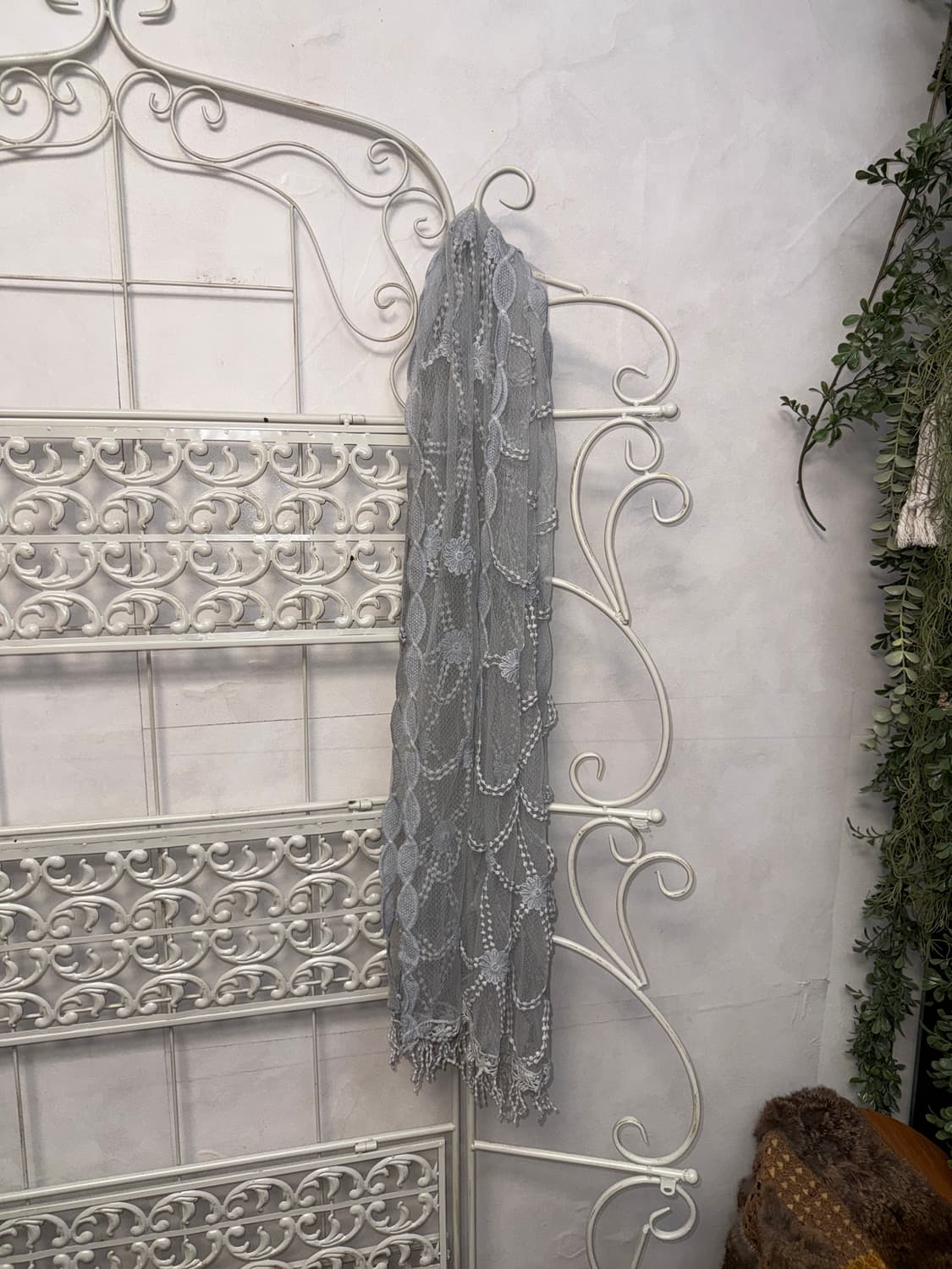 Gray flower lace mesh scarf 상품이미지2