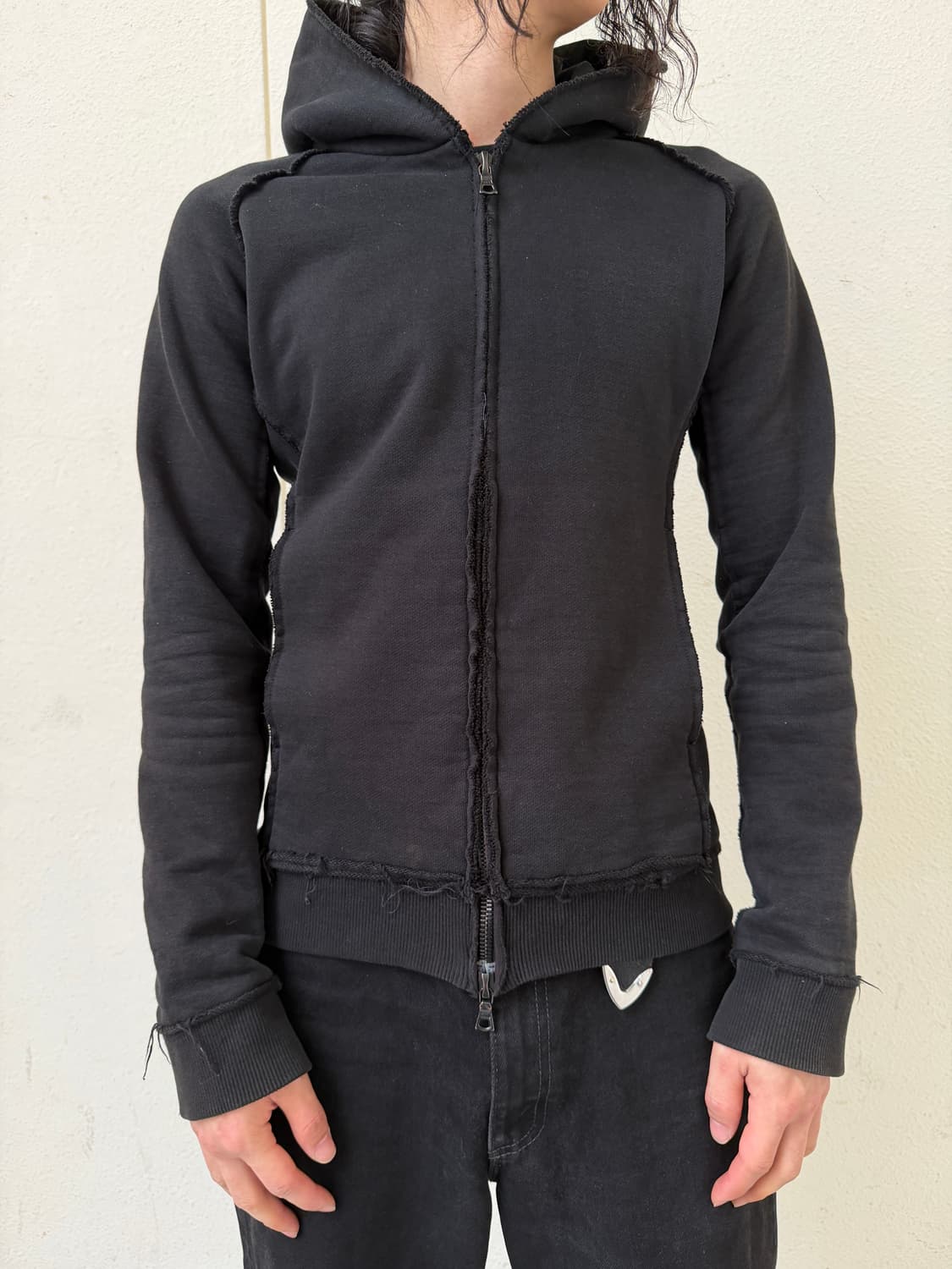WJK Distressed riri Zip Hoodie 상품이미지3