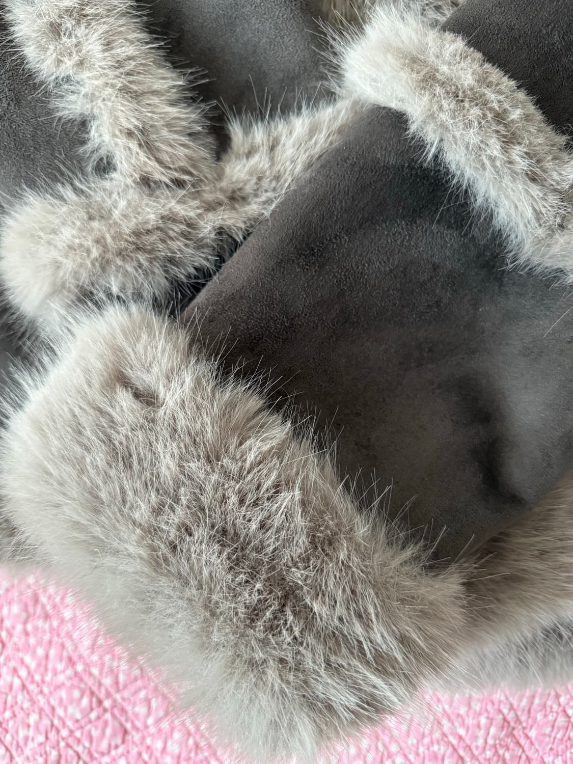 카키포인트 무스탕 챠콜 상품이미지4