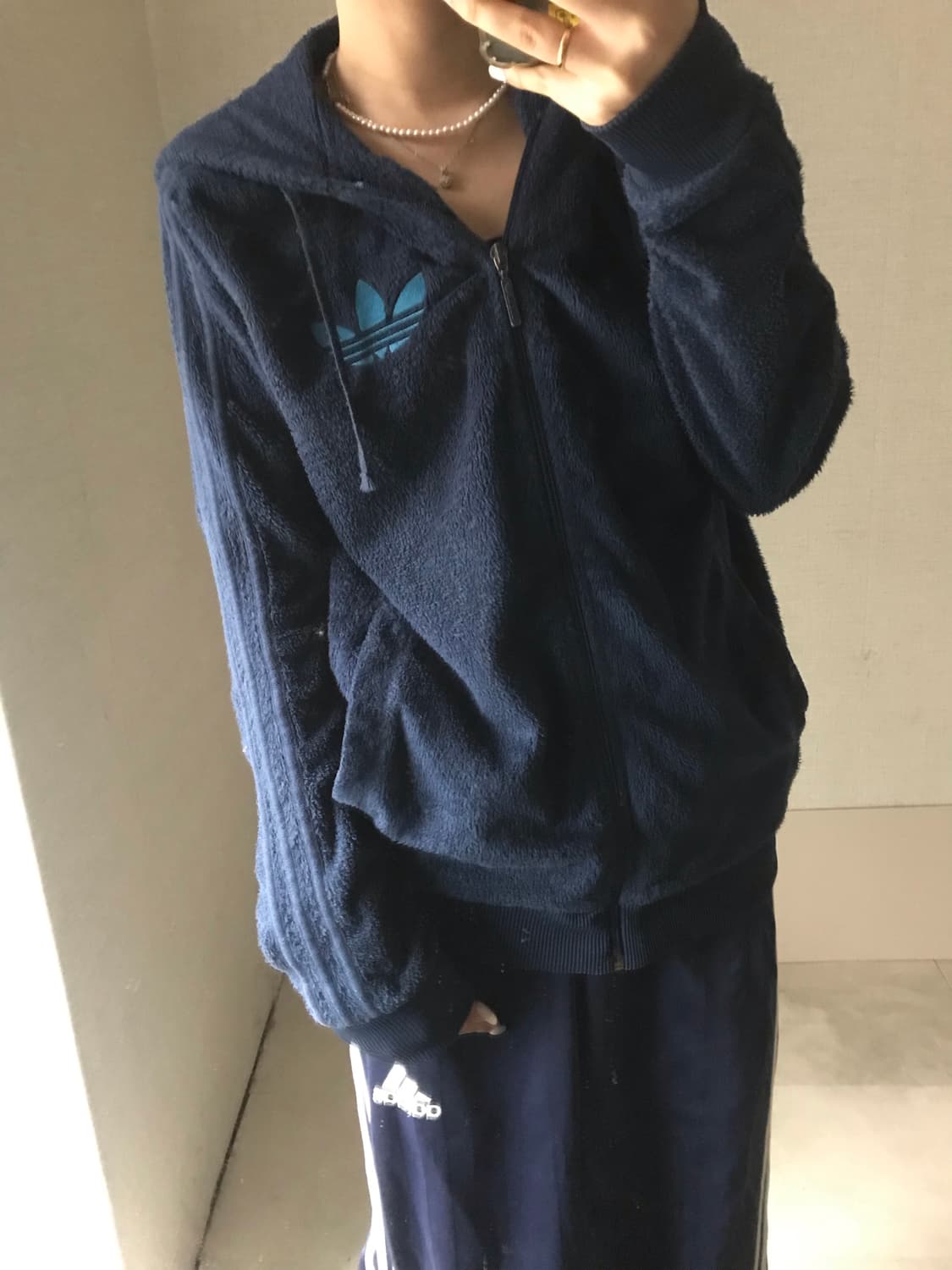 아디다스 네이비 빅로고 후리스 상품이미지2