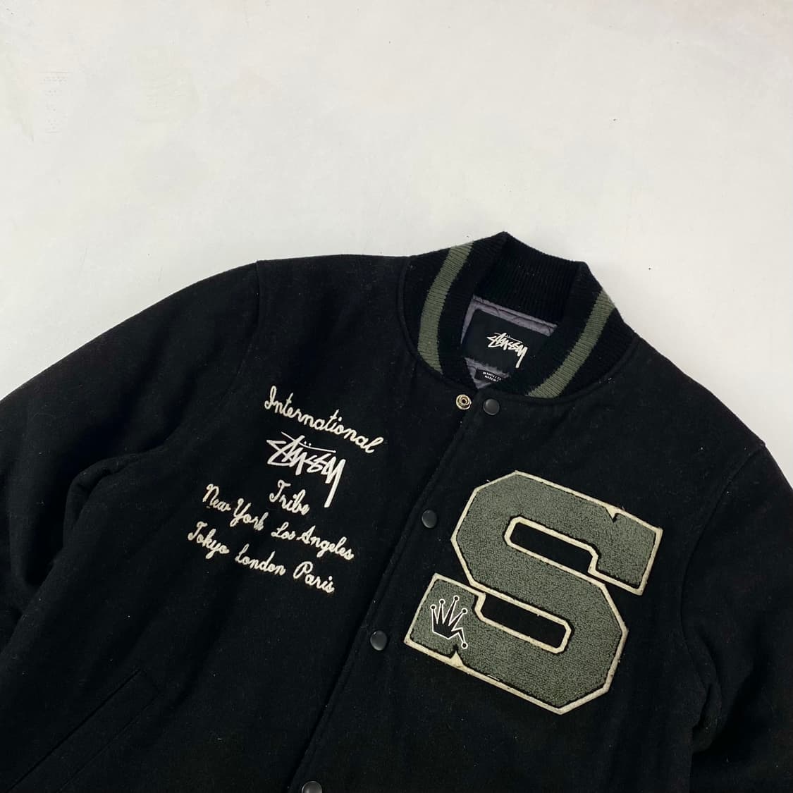 스투시 빅 S 레터맨 블랙 모직 바시티 자켓 (100) 상품이미지1