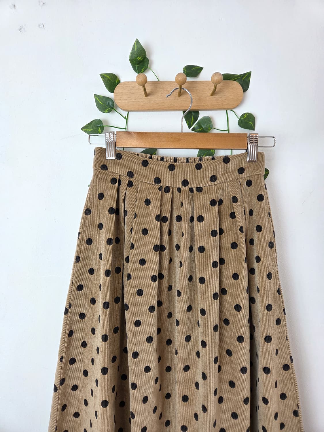 도트 코듀로이 롱스커트 상품이미지2