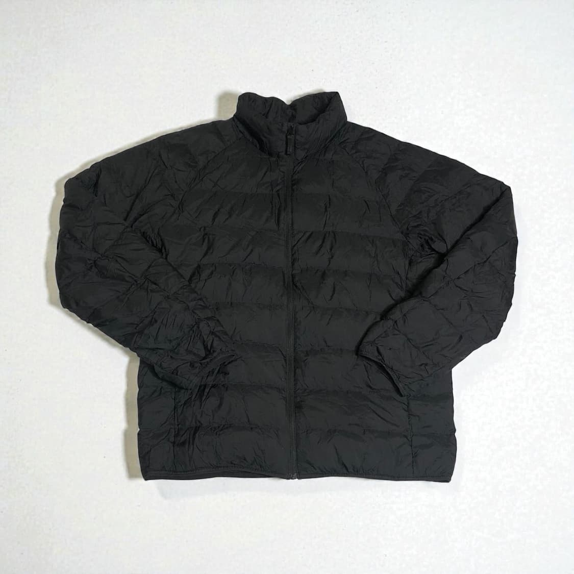 유니클로 울트라라이트다운 경량패딩 L 상품이미지1