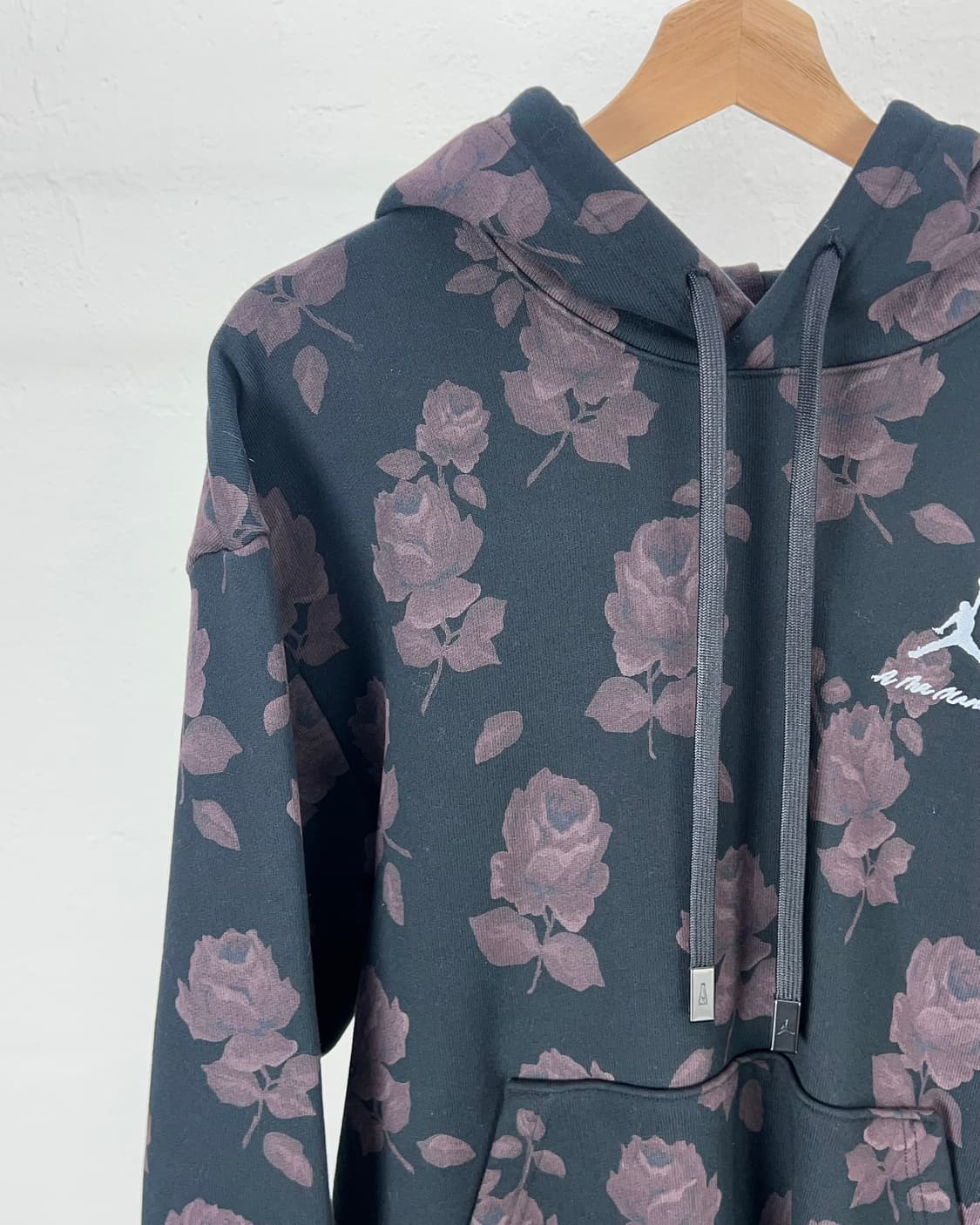 조던 x 아 마 마니에르 올 오버 프린트 플리스 후드 블랙 상품이미지2