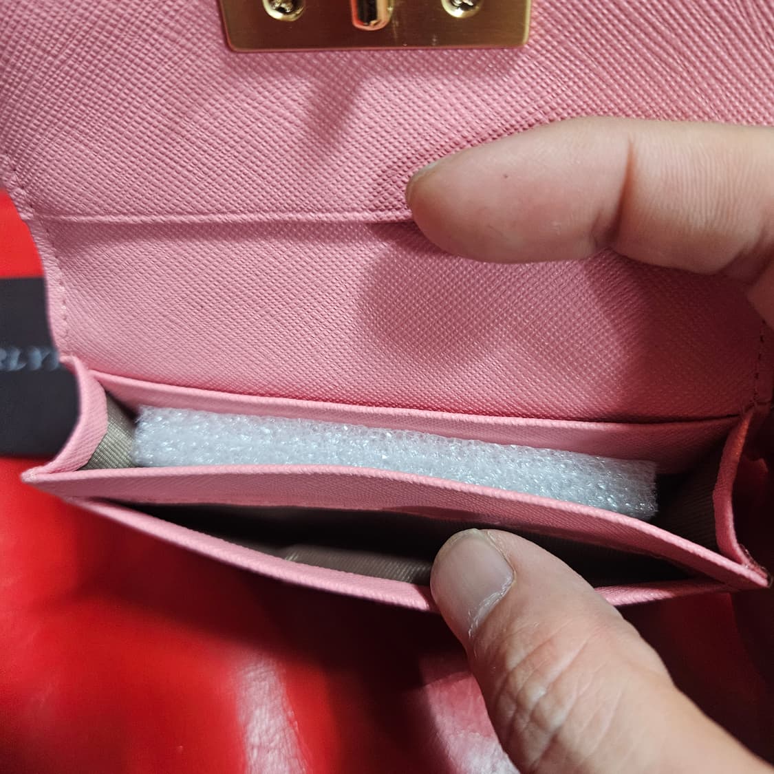 (새상품)칼린(CARLYN) 핑크 가죽 비버 카드지갑 상품이미지5