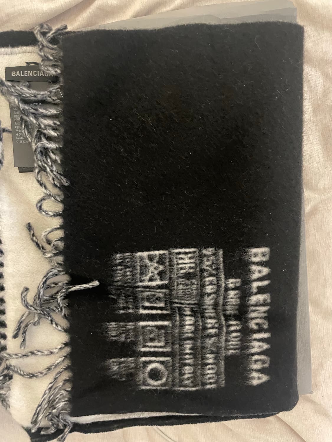 발렌시아가 캐시미어 울 스카프 상품이미지3