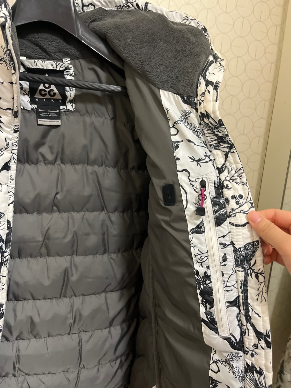 나이키 ACG 경량패딩 상품이미지3