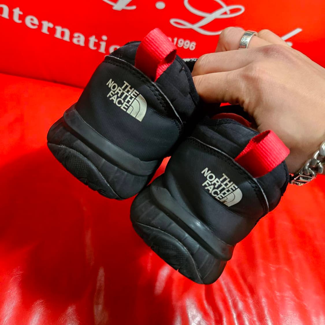 노스페이스 아웃도어 등산 패딩 슬립온 230size 상품이미지4