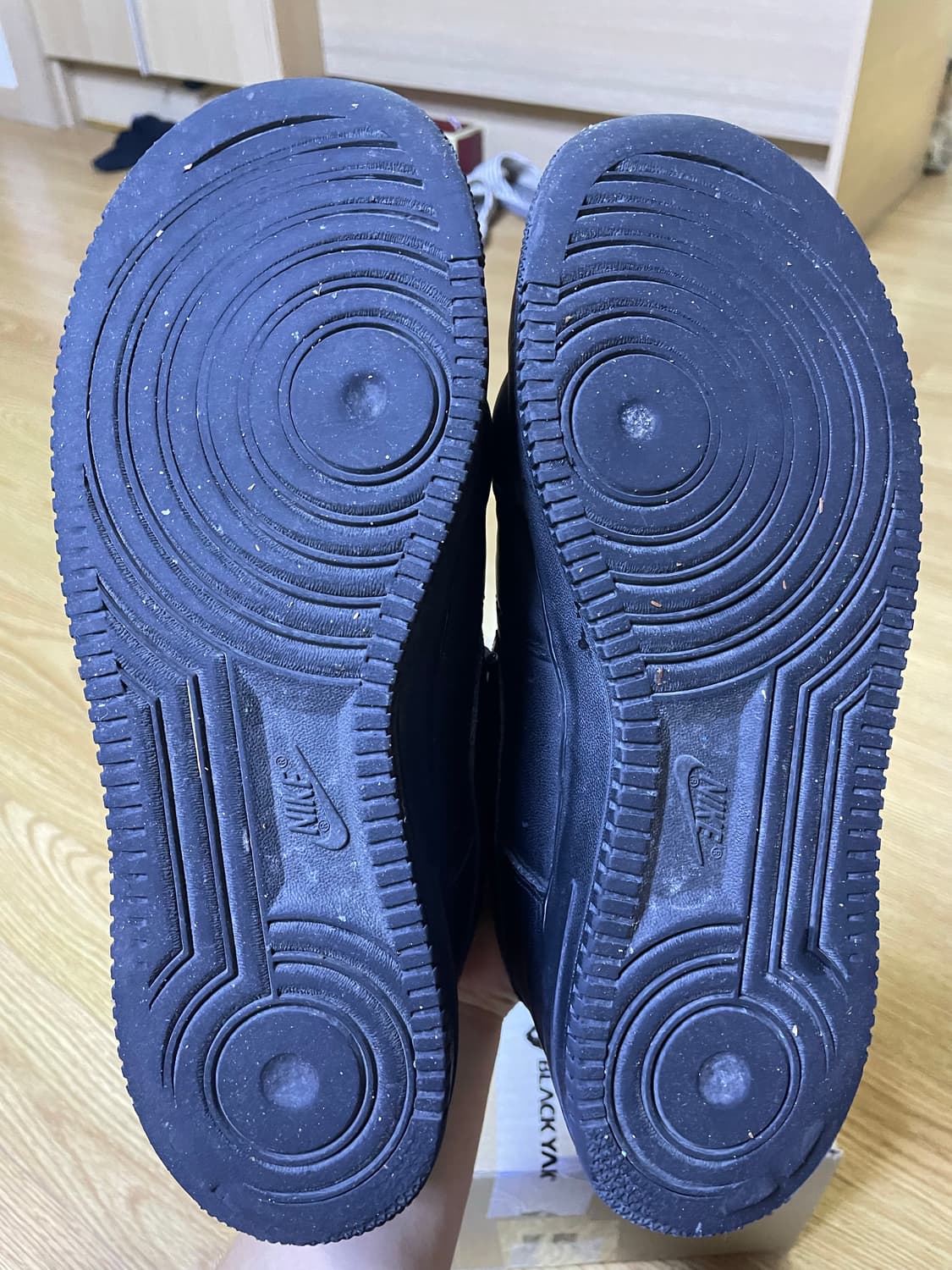 에어포스 슈프림 블랙 270 상품이미지6