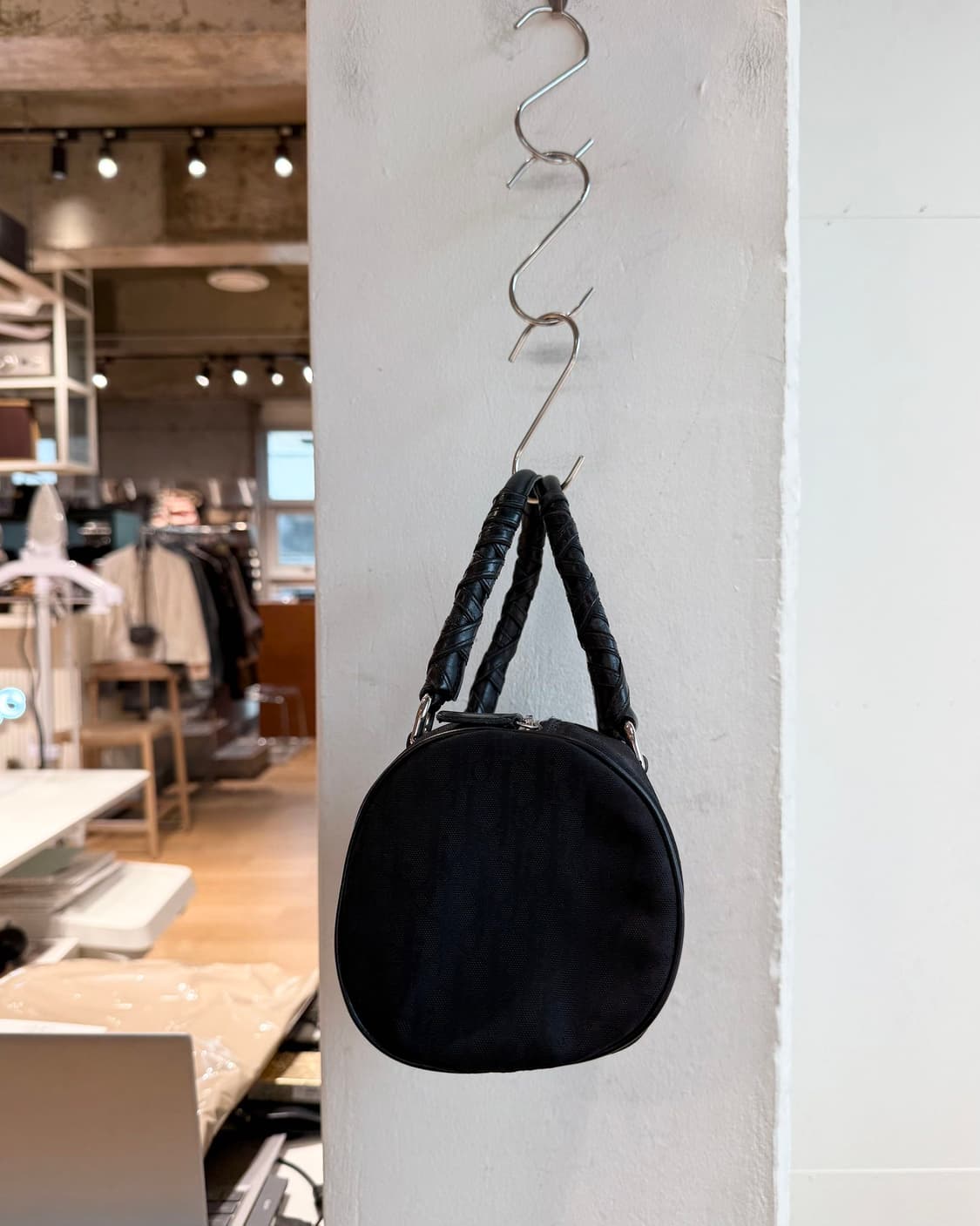 크리스찬 디올 블랙 트로터 미니 보스턴백  상품이미지4