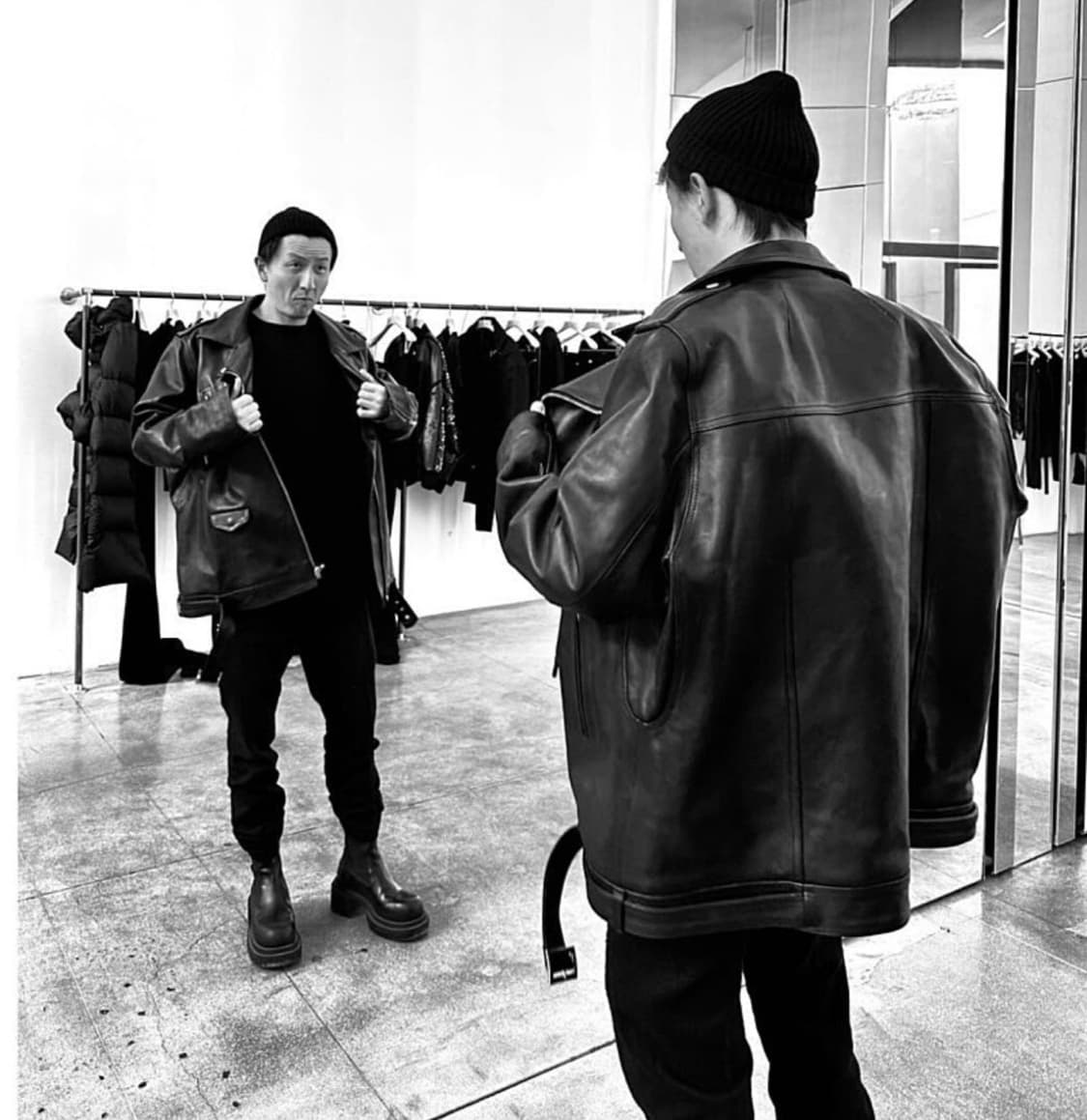 릭오웬스 점보 루크 스투지스 레더 자켓 상품이미지2