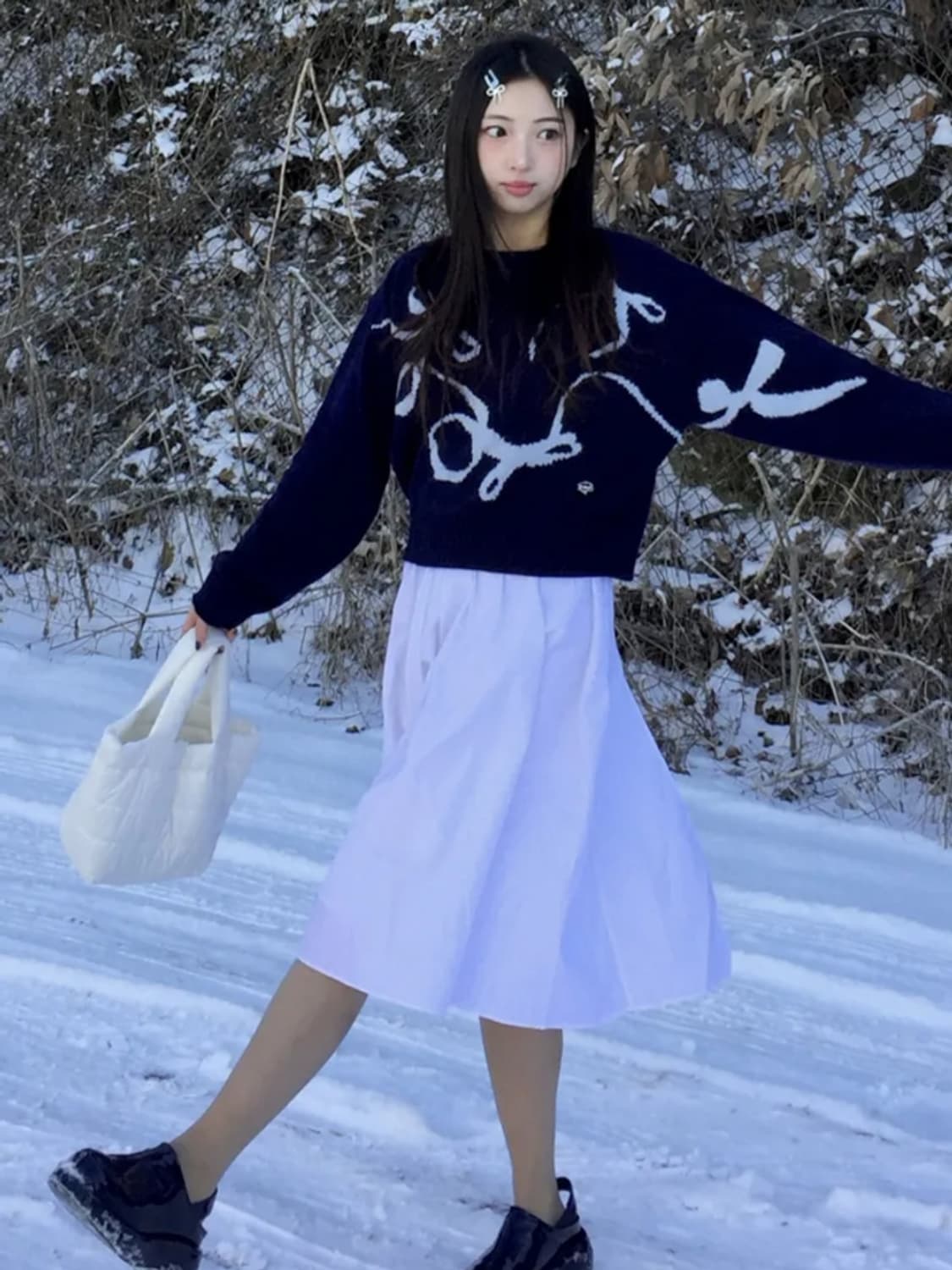 Fallet 팔렛 플로잉 리본 니트 시눈 글로니 시엔느 상품이미지1