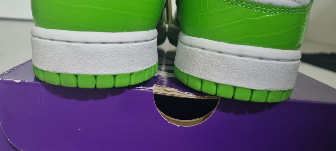 [1회착]슈프림 나이키sb 덩크 민그린 275 상품이미지4