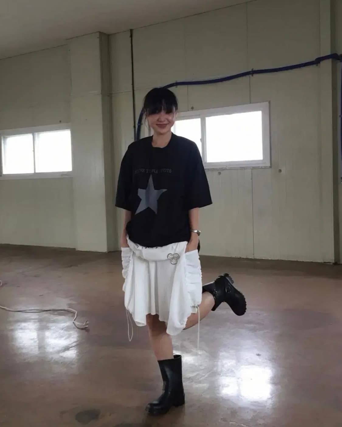 [개인 소장] 애옹쓰 셔링 슬리브리스 원피스 상품이미지6