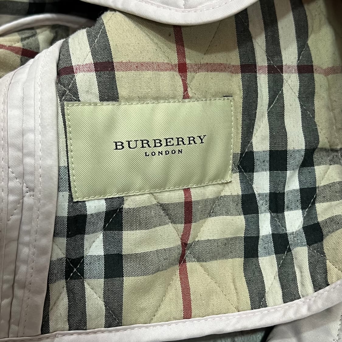  버버리 퀼팅 자켓 +명품감정서 y15713 상품이미지6