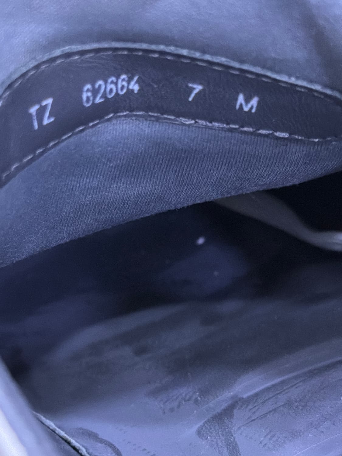 살바토레 페라가모 큐브 화이트 스니커즈 7 사이즈 260 상품이미지10