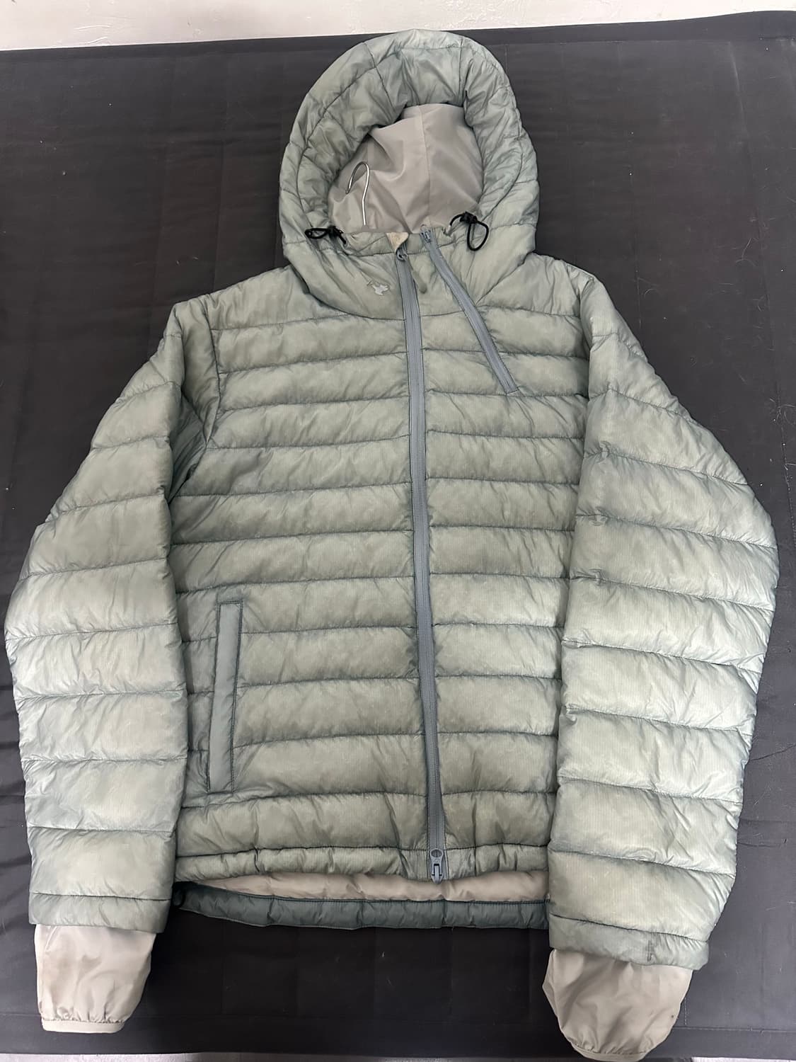 산산기어 23fw 서픽스 1사이즈 팝니다 상품이미지1