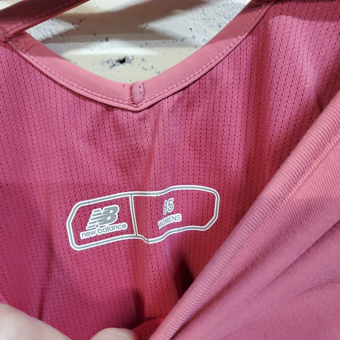 뉴발란스 핑크색 운동복 기능성 긴팔티  상품이미지4