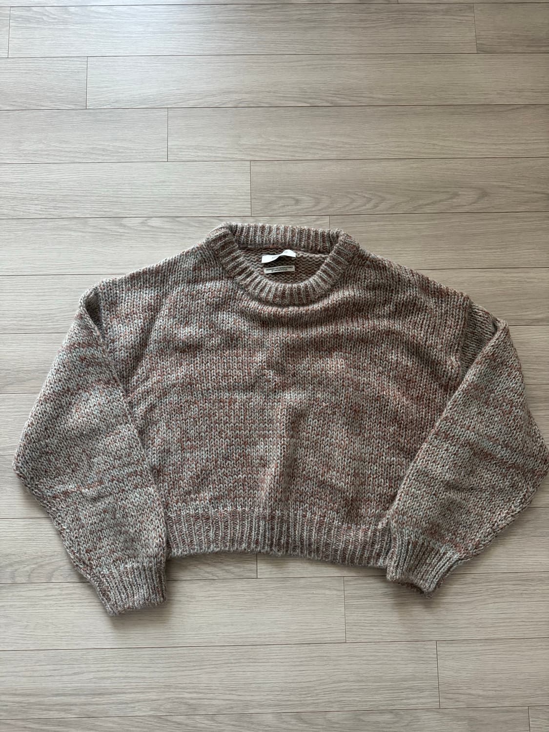 아모멘토 니트 상품이미지2