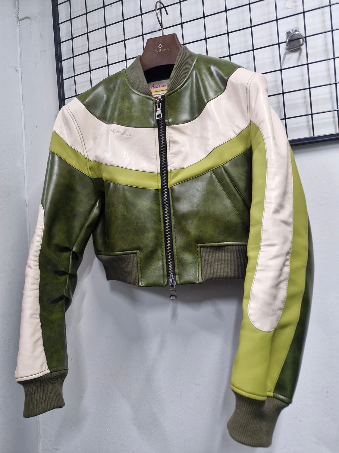 90S/55 앤더슨벨 리루 포 레더 레이싱 봄버 자켓. 상품이미지3