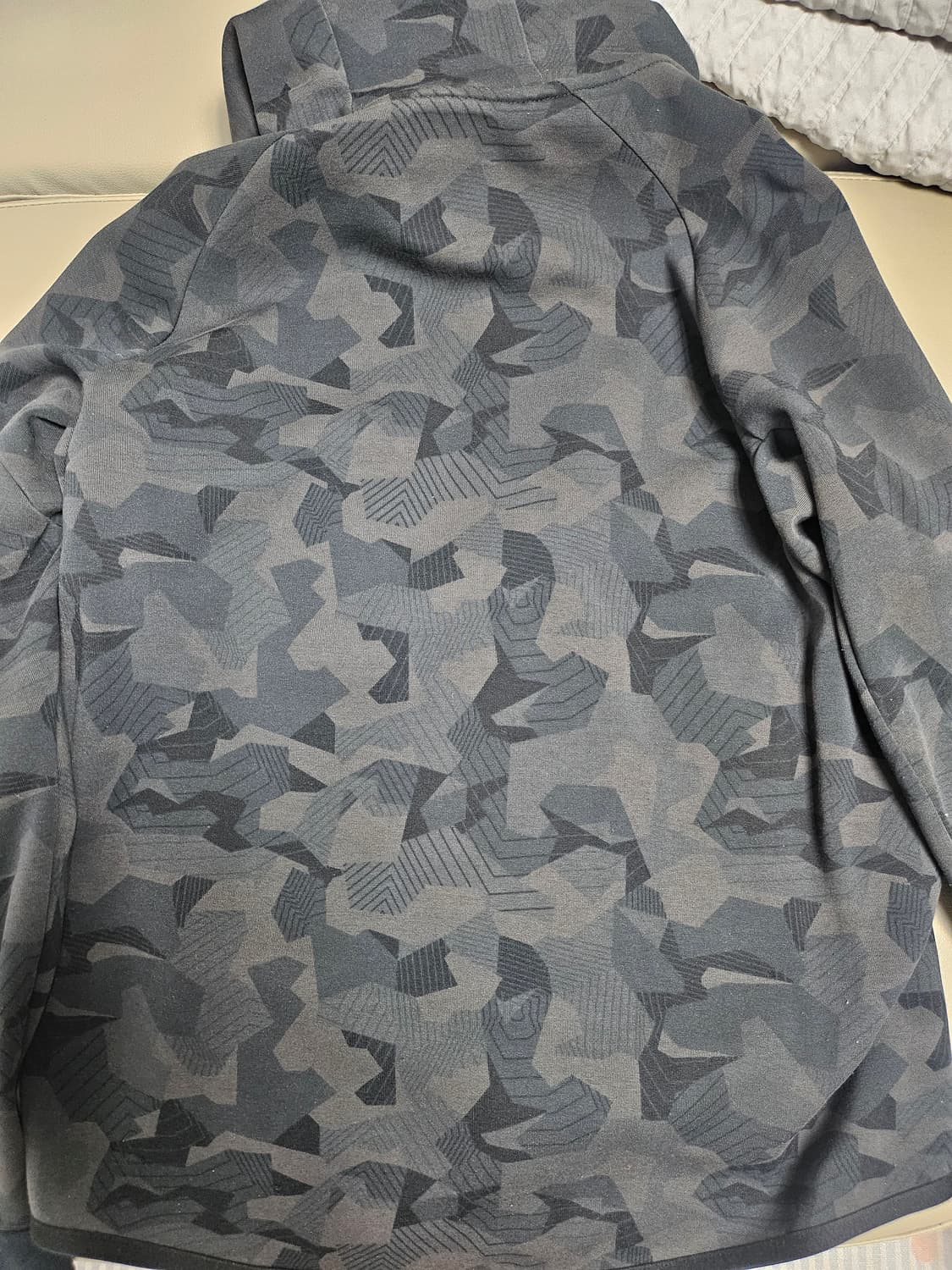 나이키 테크팩 카모 후드집업 상품이미지3