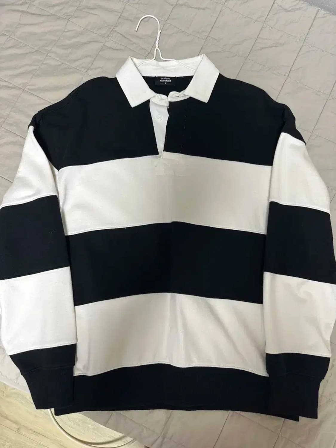 스트라이프 카라티 상품이미지1