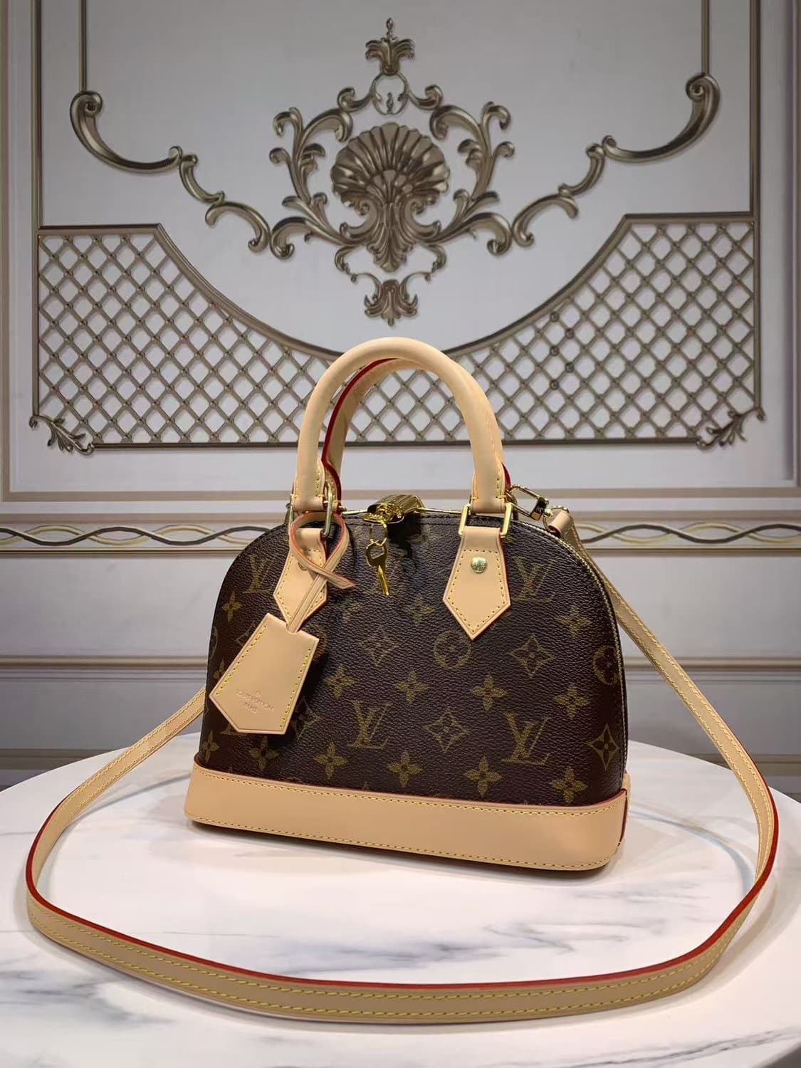 루이비통 알마 BB 모노그램 상품이미지1