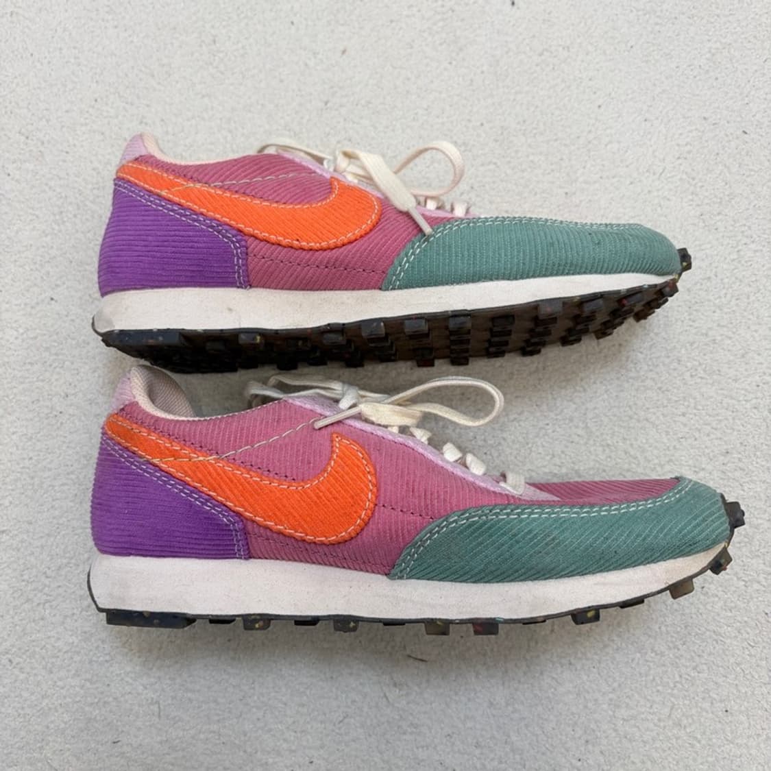 NIKE 데이브레이크 코듀로이 데저트베리 250 준새상품 상품이미지3