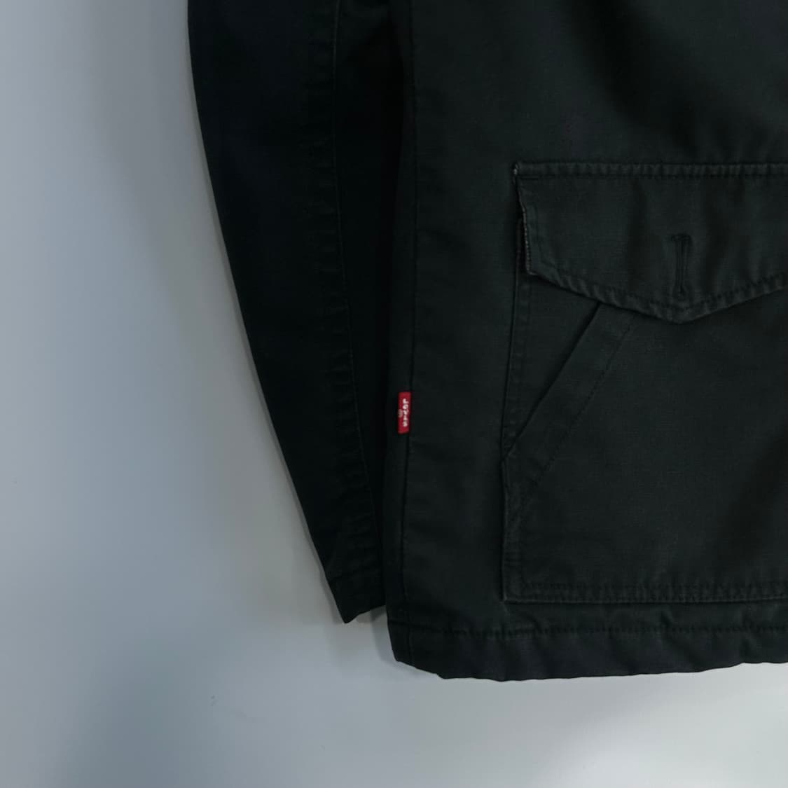 Levis 리바이스 블랙 워크 패딩 점퍼 상품이미지4
