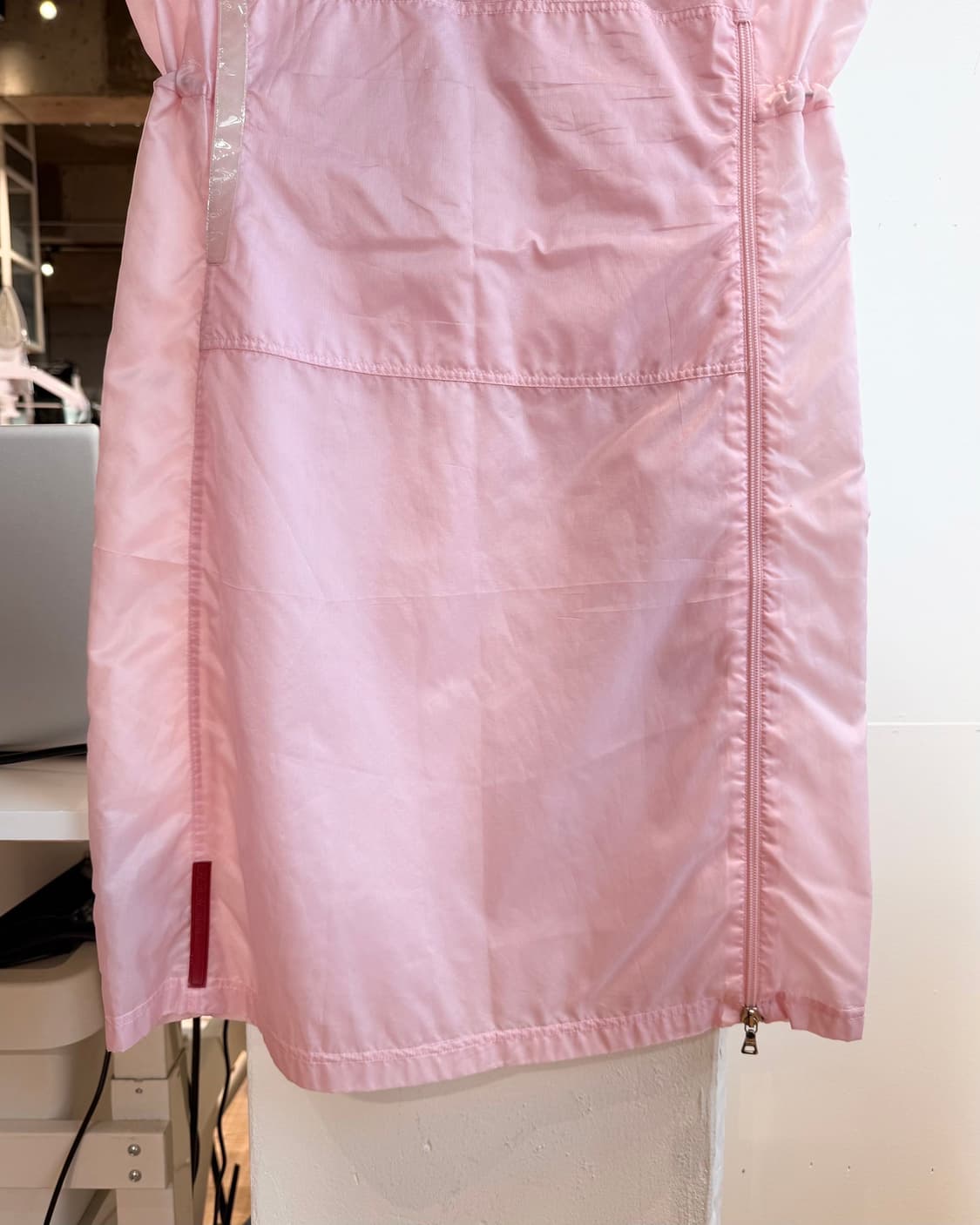 프라다 핑크 폴리아미드 슬리브리스 미디 원피스  상품이미지4