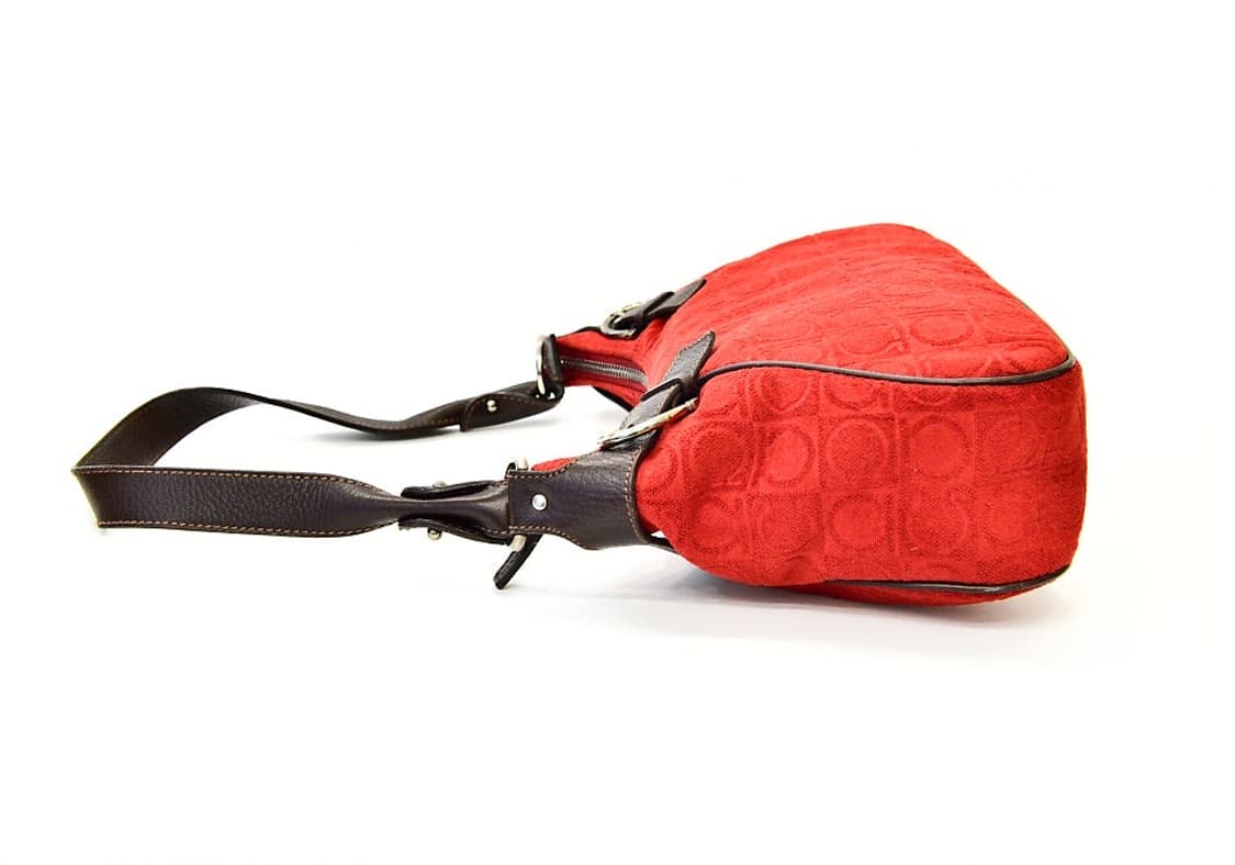 페라가모 스웨이드 레드 숄더백(정품) 상품이미지5