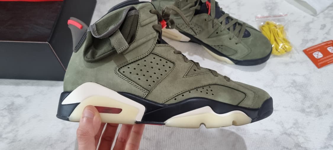 나이키 에어조던 6 트래비스 스캇 올리브 270 상품이미지4