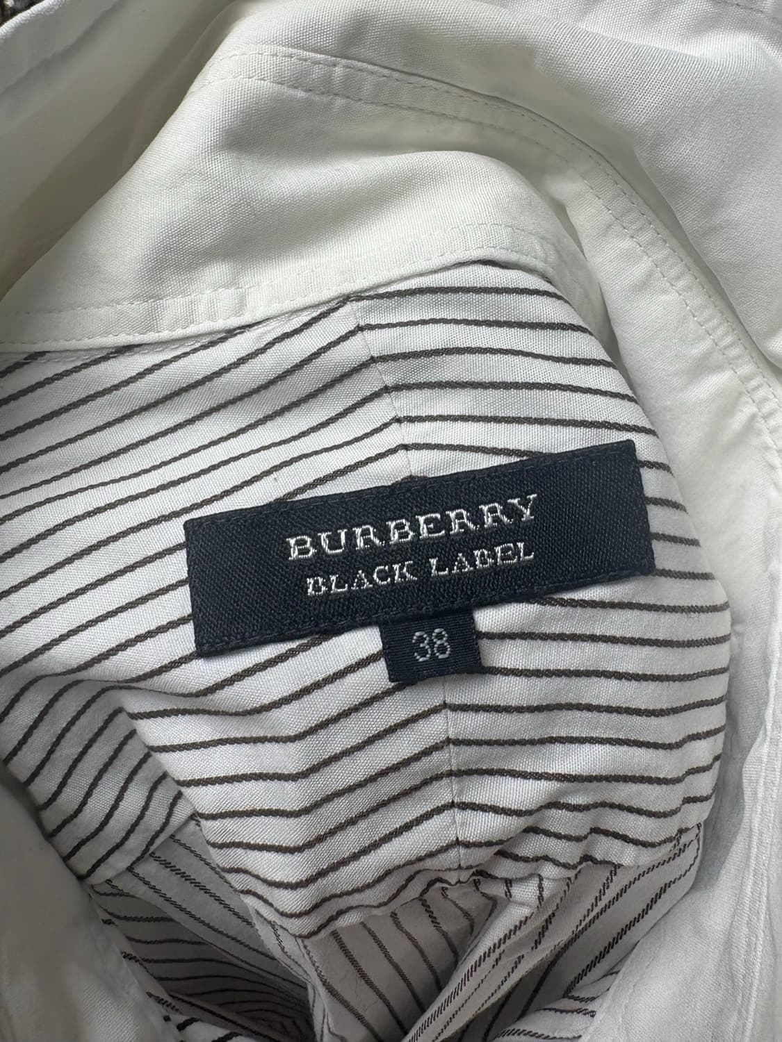 Burberry 스프라이트 셔츠 상품이미지2
