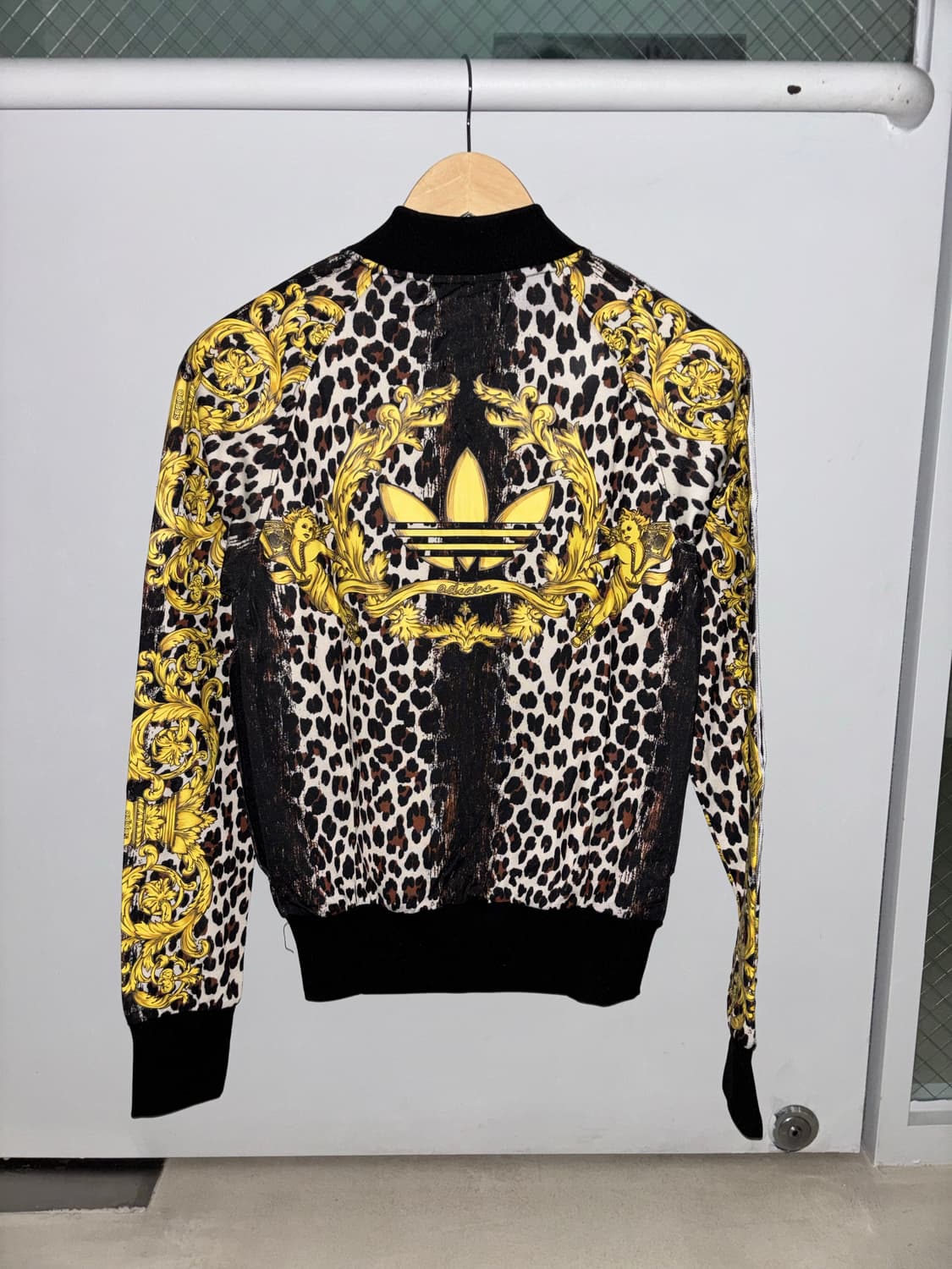 (새상품) Adidas x Jeremy Scott Y2K 레오파드 트랙탑 상품이미지1