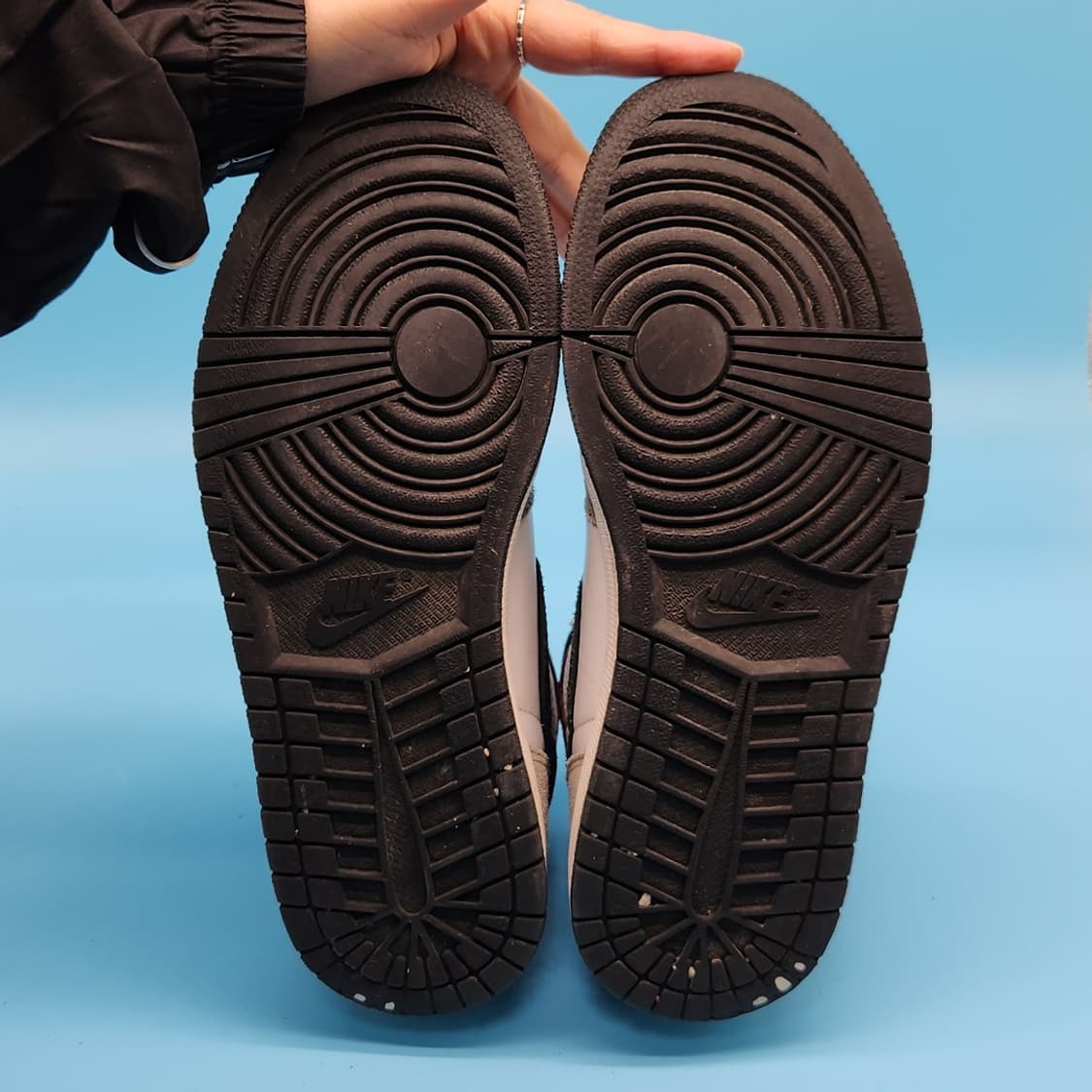 oo 나이키 에어 조던1 레트로. 하이OG 미드265 상품이미지3