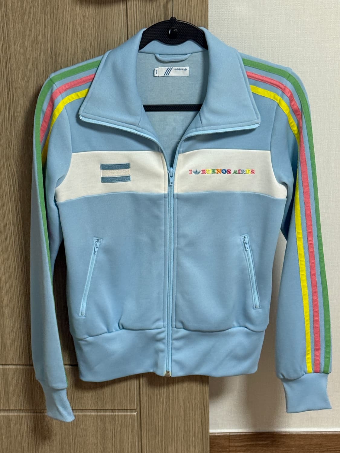 아디다스 여성 부에노스 아이레스 트랙탑 상품이미지1