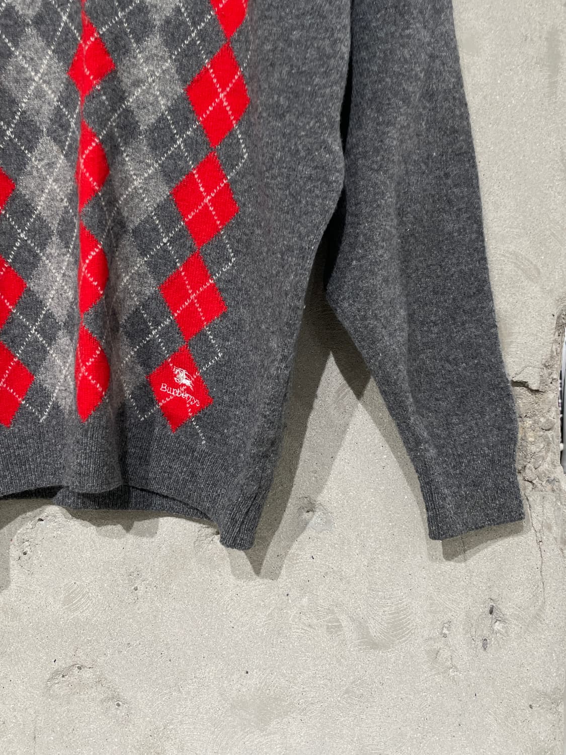 버버리 그레이 아가일 크루넥 램스울 니트 상품이미지5