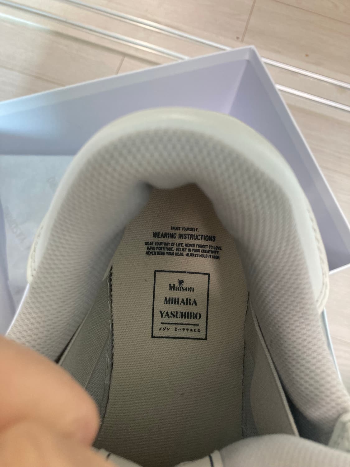 미하라 야스히로 블레이키 푸퍼 실버 38 팝니다 상품이미지3