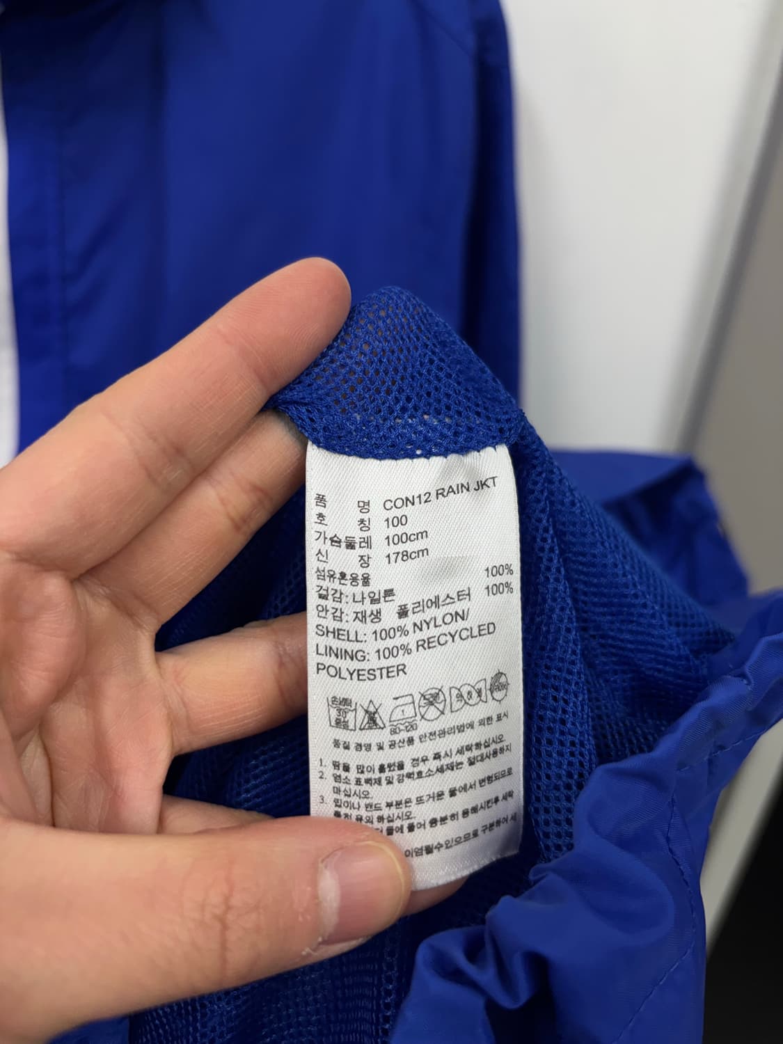 아디다스 후드폴더블 바람막이  상품이미지5