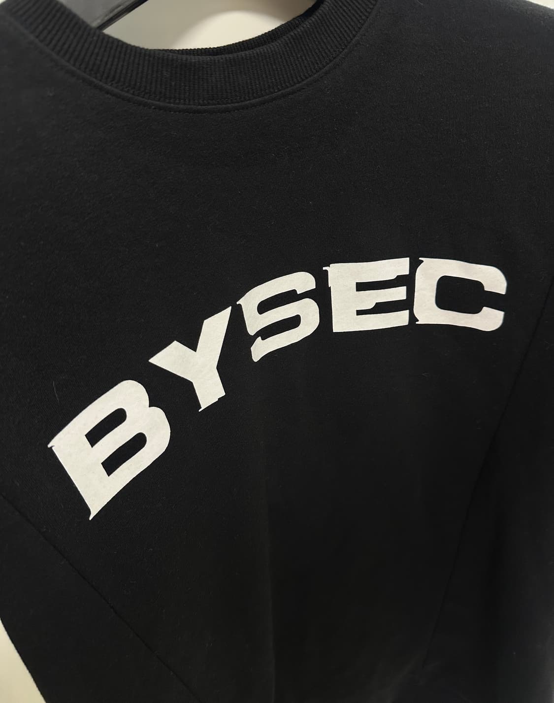 BYSEC 블랙 반팔 티셔츠 상품이미지4