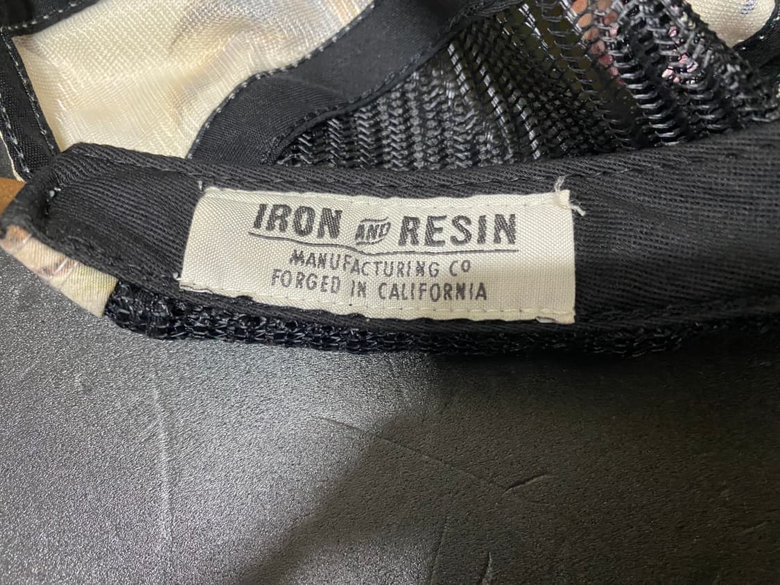 Iron and resin vintage trucker cap 상품이미지8