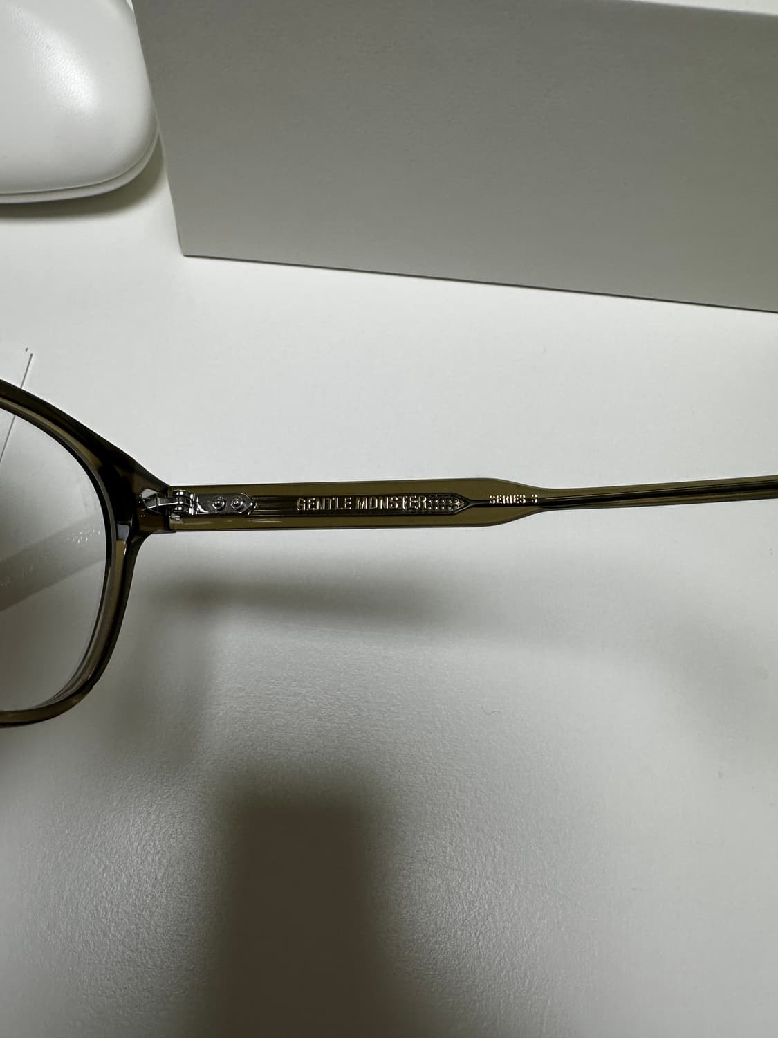 젠틀몬스터 에디 addy A KC1 그린/클리어 상품이미지5