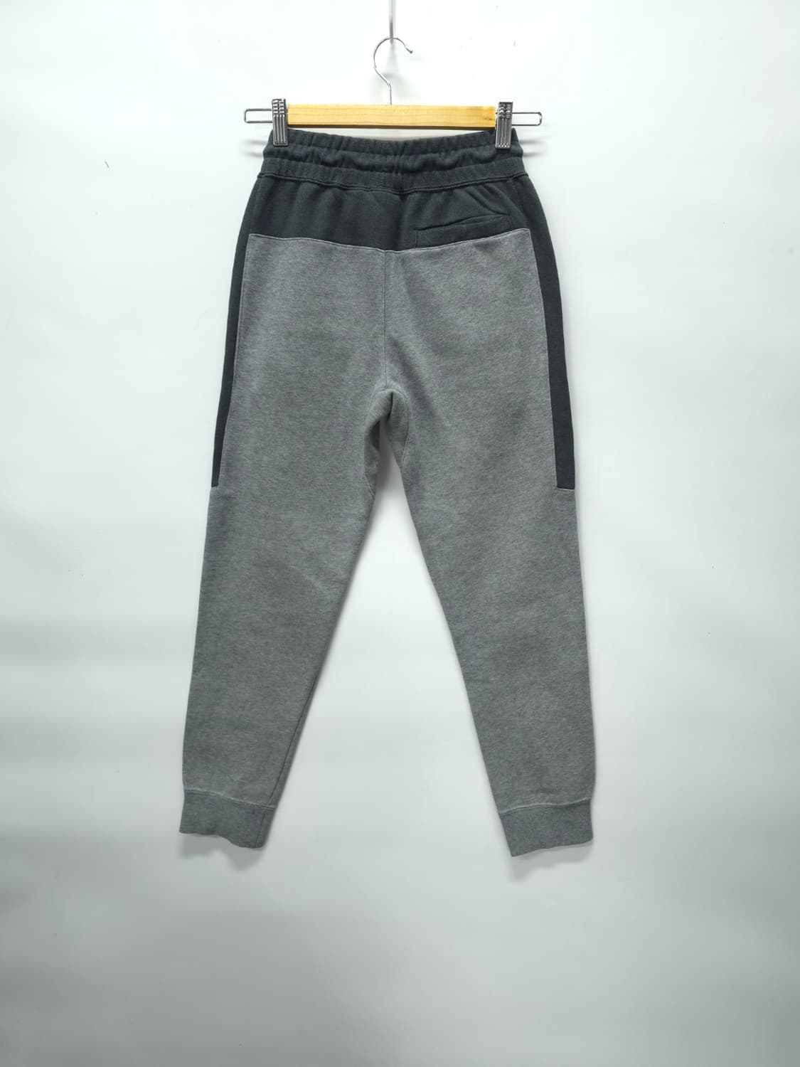 나이키 배색 기모 스웨트 조거팬츠 (여성 25~27) 상품이미지8